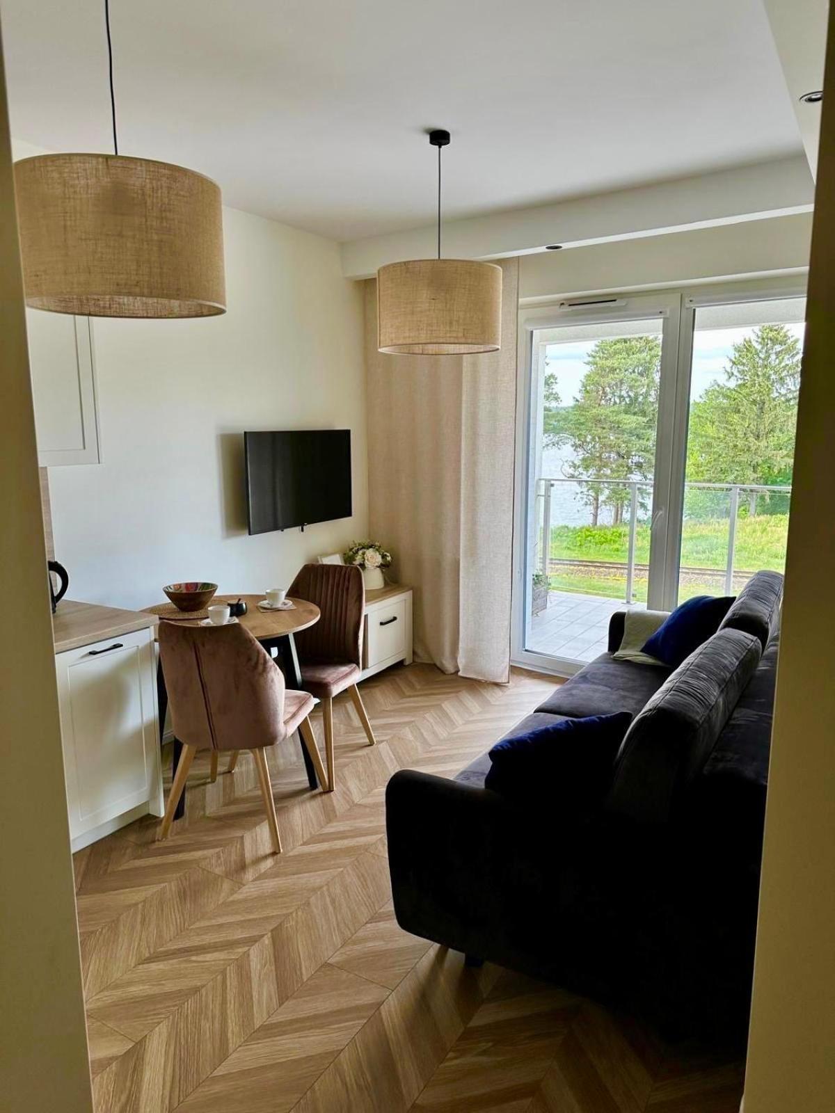 Ferienwohnung Urokliwy Apartament Z Duzym Tarasem I Widokiem Na Jezioro Biale Augustów Exterior foto